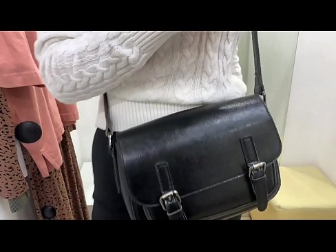 ❤️ Masturbasi umum saka asu enom FeralBerry karo dildo ing kamar fitting Super porn ing kita% jv.zoomporno.ru% ❌